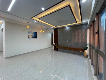 Room in 4 BHK Apartment at Sheth Auris Serenity Tower 2, Malad West – for Rent
