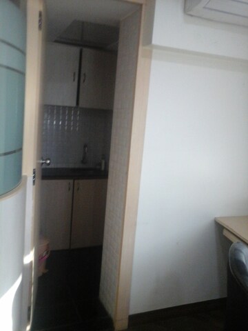 Room in  Office Space at Morya House, Andheri West – for Rent