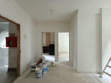 Room in 2 BHK Apartment at Seawoods – for Rent
