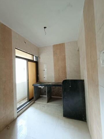 Room in 2 BHK Apartment at Seawoods – for Rent