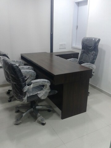  Office Space For Rent in Samarth Aishwarya, Andheri West