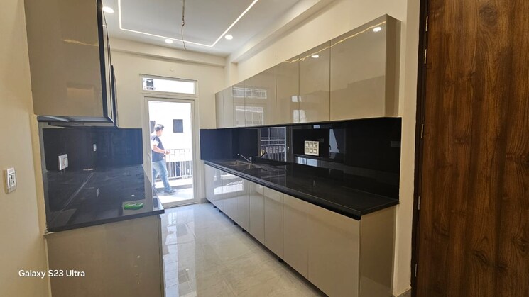 Kitchen, peer mucchalla 3 Bedroom 1300 Sq.Ft. Builder Floor In Peer Mucchalla Zirakpur 8355820