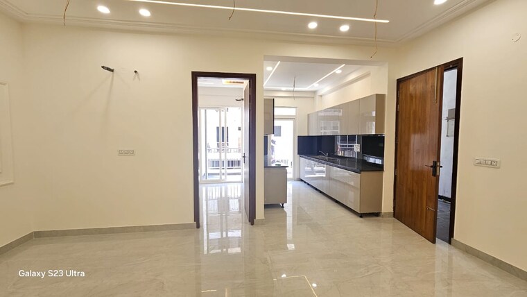 Room, pir machalla 3 Bedroom 1300 Sq.Ft. Builder Floor In Pir Machalla Zirakpur 8355820