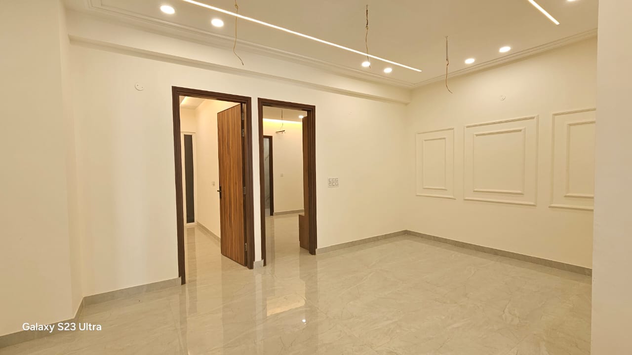 3 BHK + Pooja Room Builder Floor For Sale in Sai Develop