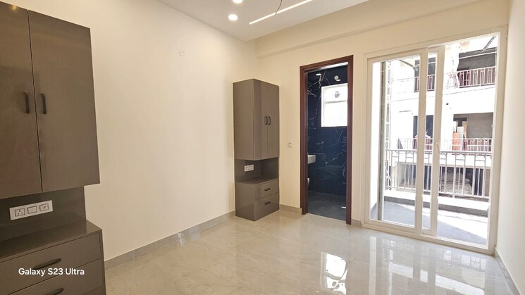 Room, peer mucchalla 3 Bedroom 1300 Sq.Ft. Builder Floor In Peer Mucchalla Zirakpur 8355839