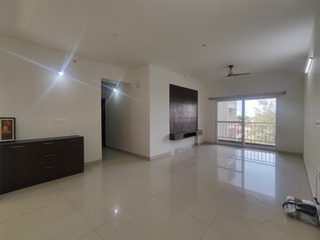 Room in 3 BHK Apartment at DNR Atmosphere, Varthur – for Sale