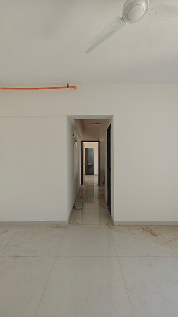 Room in 1 BHK Apartment at Borivali West – for Rent