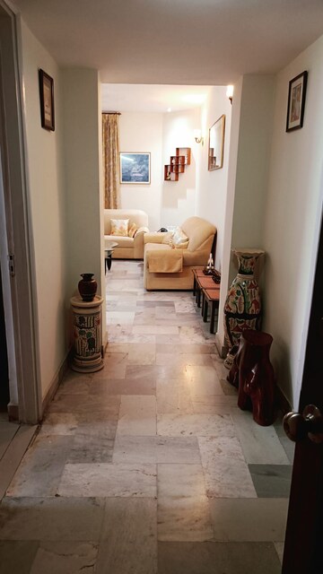 Living Room in 3 BHK Apartment at DLF Silver Oaks, Sector 26 – for Rent
