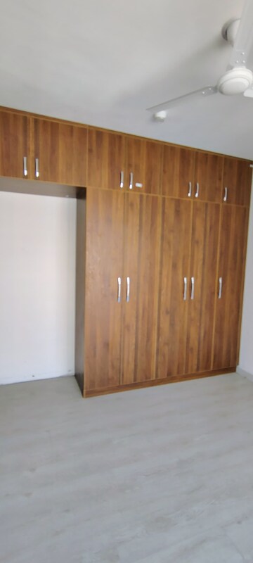 Furnished Amenities in 3 BHK Apartment at Shapoorji Pallonji Joyville Gurgaon, Sector 102 – for Rent