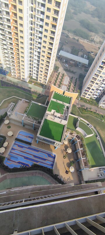 Team Area in 3 BHK Apartment at Shapoorji Pallonji Joyville Gurgaon, Sector 102 – for Rent