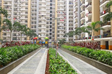 Balcony in 2 BHK Apartment at Gardenia Gateway, Sector 75 – for Sale