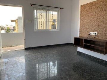 Room in 1 BHK Apartment at Hsr Layout – for Rent