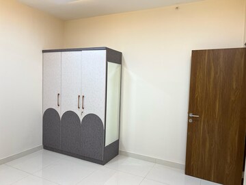 Room in 3 BHK Apartment at Prestige Tranquil, Kokapet – for Rent