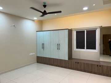 Room in 3 BHK Apartment at Prestige Tranquil, Kokapet – for Rent