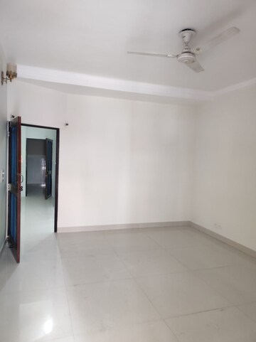 Room in 4 BHK Independent House at Chiranjeev Vihar – for Sale