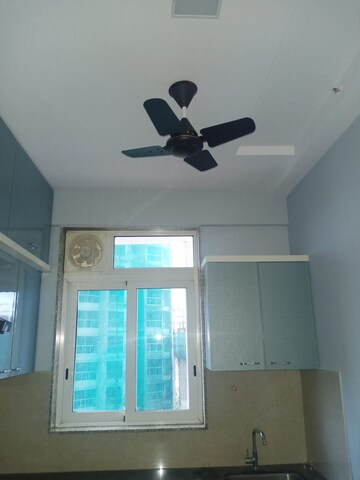 Room in 1.5 BHK Apartment at Runwal Forests, Kanjurmarg West – for Rent
