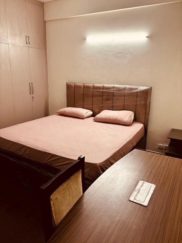 Bedroom, ireo-skyon 3 Bedroom 2050 Sq.Ft. Apartment In Sector 60 Gurgaon 8356012