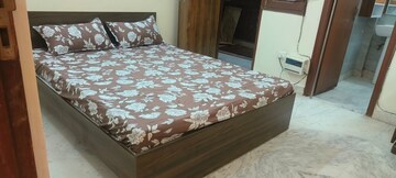 Bedroom in 2 BHK Builder Floor at Paryavaran Complex – for Rent