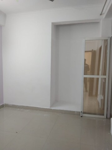 Room in 2 BHK Apartment at Gulshan Bellina, Sector 16 Greater Noida – for Sale