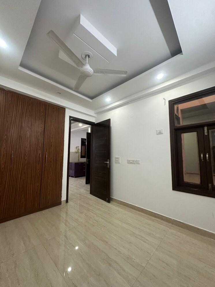 Room, saket 2 Bedroom 100 Sq.Yd. Builder Floor In Saket Delhi 8356104