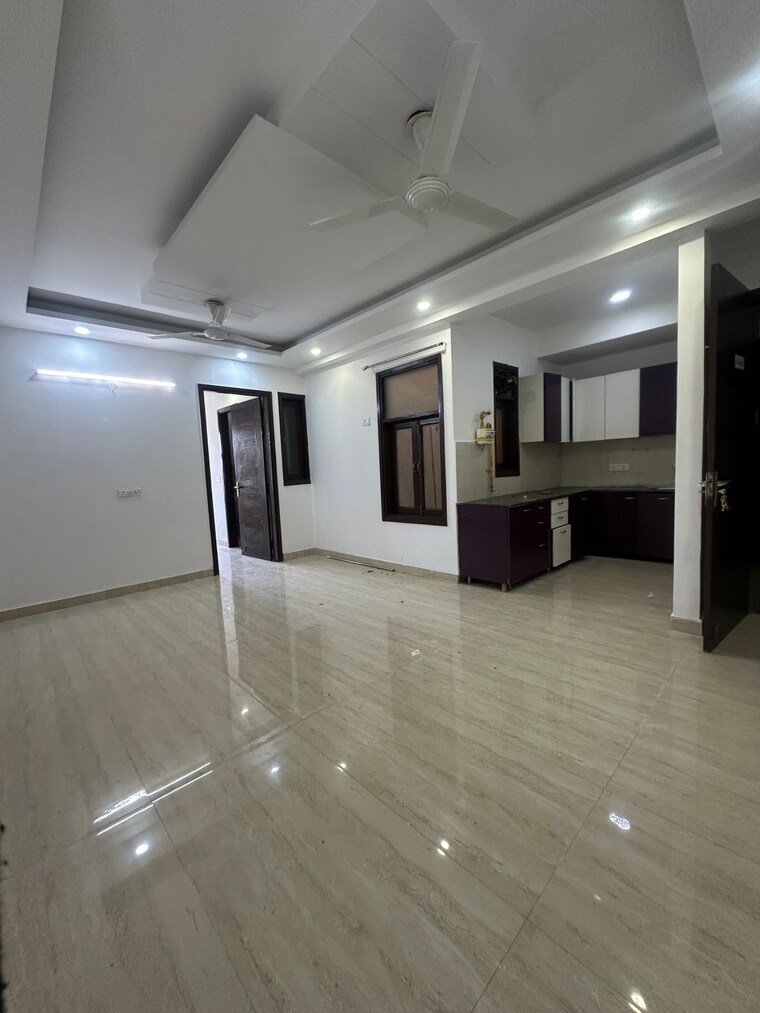 Room, saket 2 Bedroom 100 Sq.Yd. Builder Floor In Saket Delhi 8356104