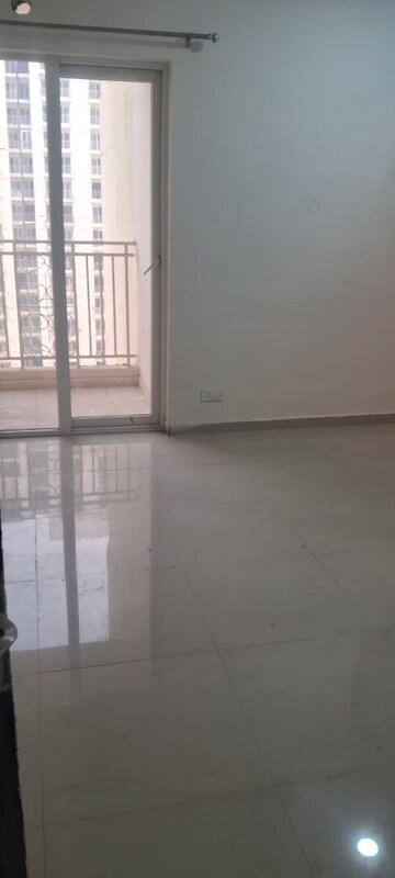 Bedroom in 2 BHK Apartment at Sector 10 Greater Noida – for Rent