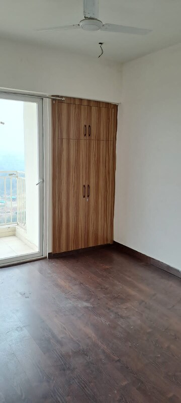 Bedroom in 2 BHK Apartment at Sector 10 Greater Noida – for Rent