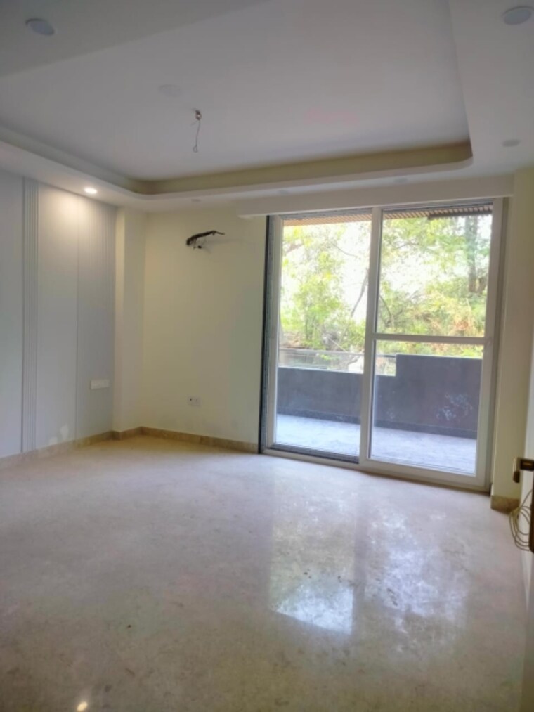 Room, sector 8 dwarka 4 Bedroom 210 Sq.Yd. Builder Floor In Sector 8, Dwarka Delhi 8356183