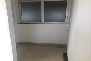 Room in 2 BHK Apartment at Runwal Forests, Kanjurmarg West – for Rent