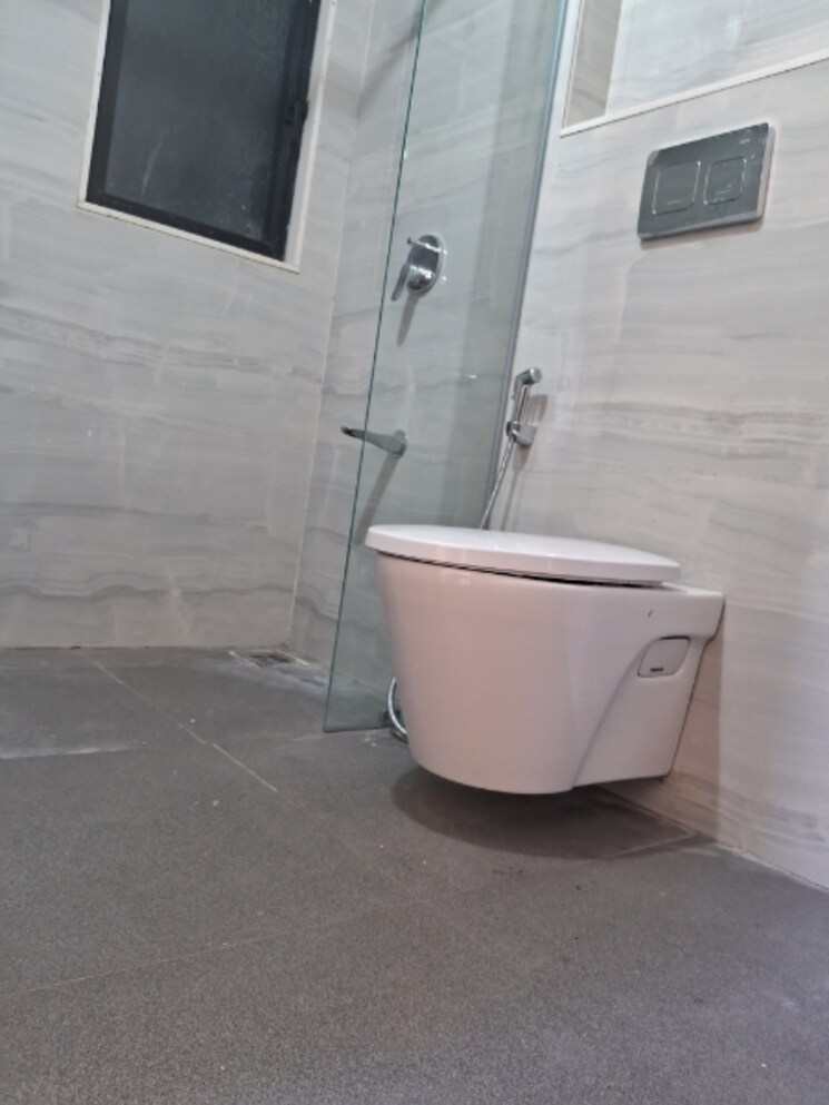 Bathroom, dosti-eastern-bay 2 Bedroom 668 Sq.Ft. Apartment In Wadala Mumbai 8356326