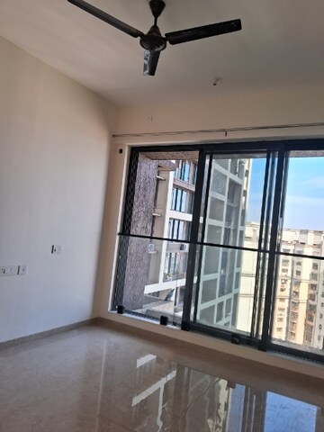 2 BHK Apartment For Sale in Dosti Eastern Bay, Wadala
