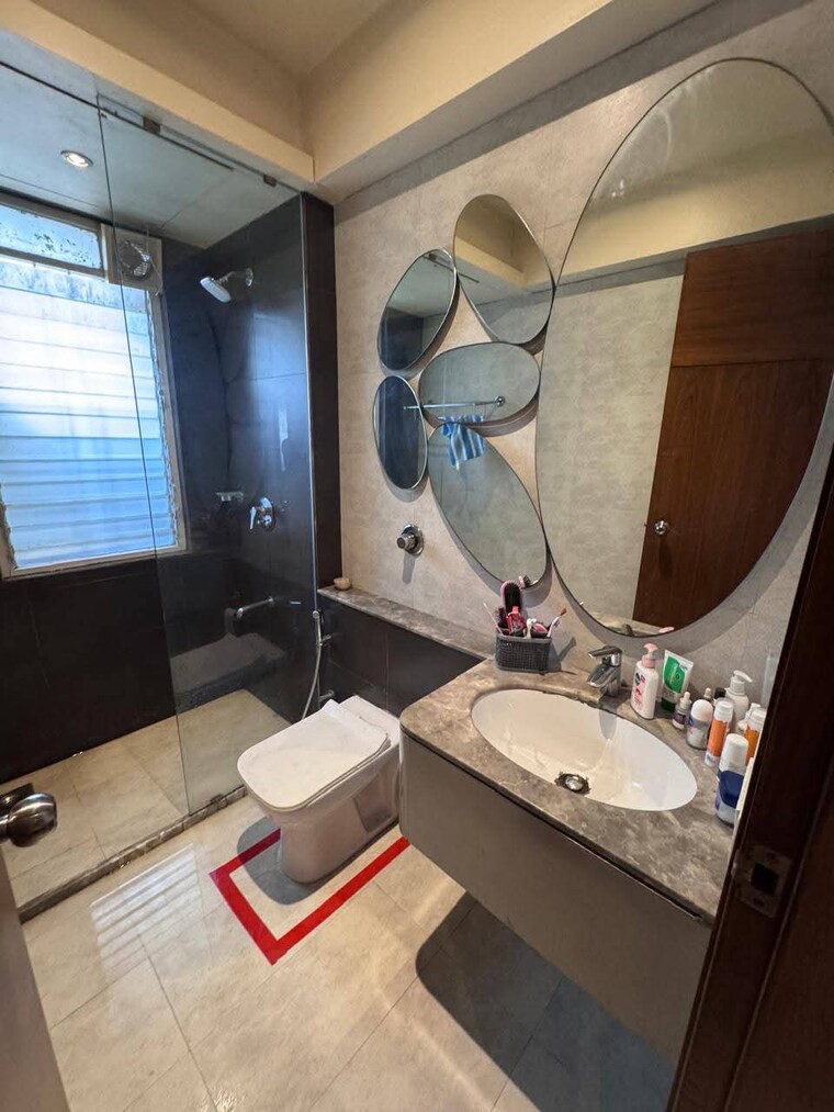Bathroom, duville-riverdale 3.5 Bedroom 2000 Sq.Ft. Apartment In Kharadi Pune 8356377