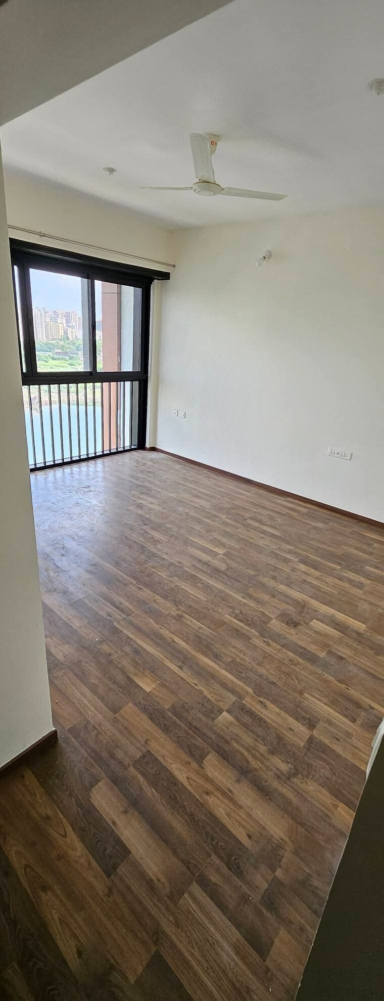 Room, duville-riverdale 3.5 Bedroom 2000 Sq.Ft. Apartment In Kharadi Pune 8356377