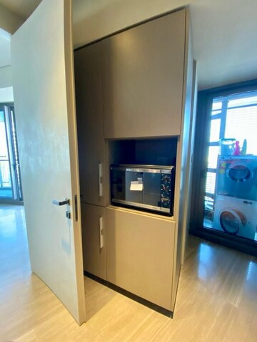 Furnished Amenities in 4 BHK Apartment at Lodha World One, Worli – for Rent