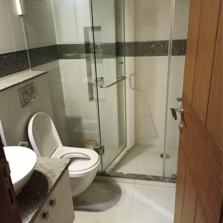 Bathroom, south extension ii 3 Bedroom 1980 Sq.Ft. Builder Floor In South Extension ii Delhi 8356407