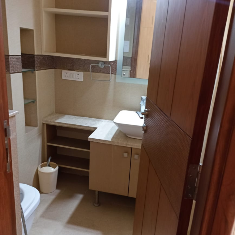 Kitchen, south extension ii 3 Bedroom 1980 Sq.Ft. Builder Floor In South Extension ii Delhi 8356407