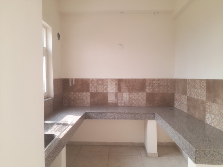 Kitchen, bptp-park-elite-floors 3 Bedroom 250 Sq.Yd. Builder Floor In Sector 85 Faridabad 8356412