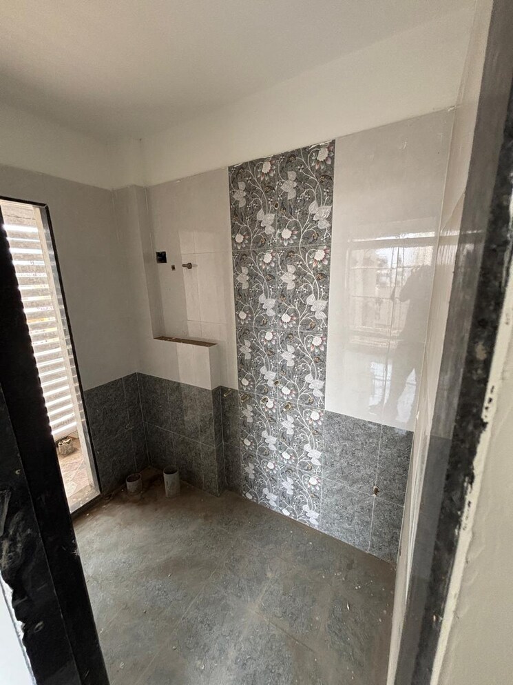 Bathroom, kumar-parc-residences 2 Bedroom 840 Sq.Ft. Apartment In Hadapsar Pune 8356448