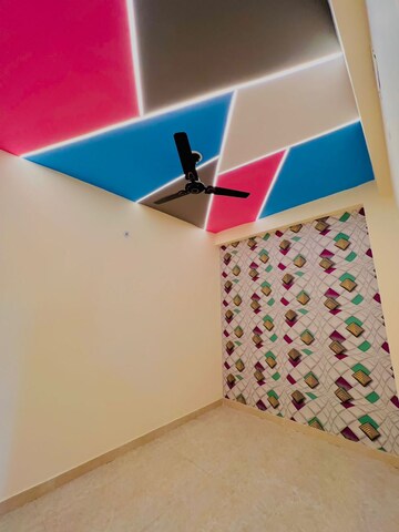 Bedroom in 1 BHK Builder Floor at Sadullahabad – for Sale