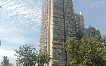 2 BHK Apartment For Rent in Kaustubh Platinum, Borivali East