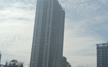 3 BHK Apartment For Rent in Rustomjee Summit, Borivali East