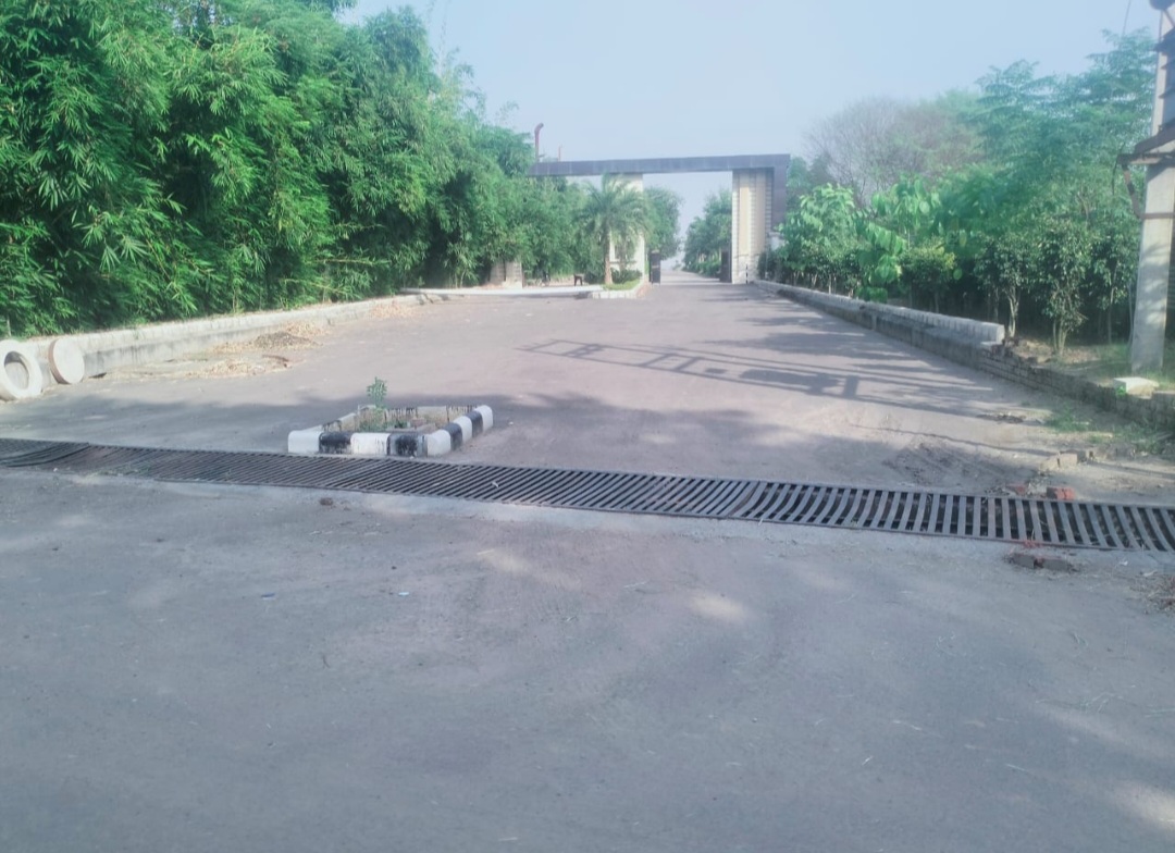Plot For Sale in Suraksha Enclave 