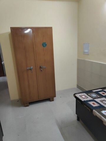  Pg For Rent in Sector 15