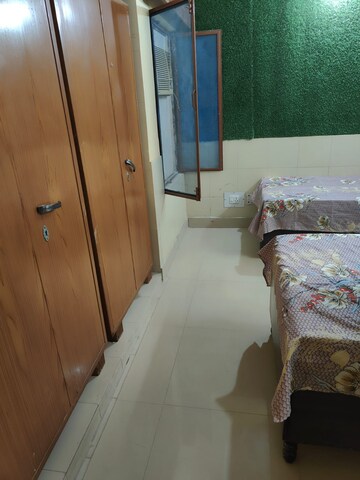  Pg For Rent in Sector 15