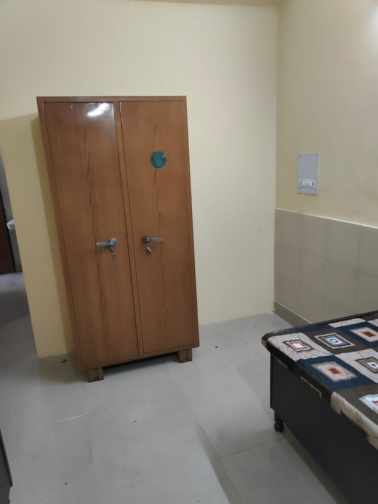 undefined, sector 15 Pg For Boys & Girls In Sector 15 8356737