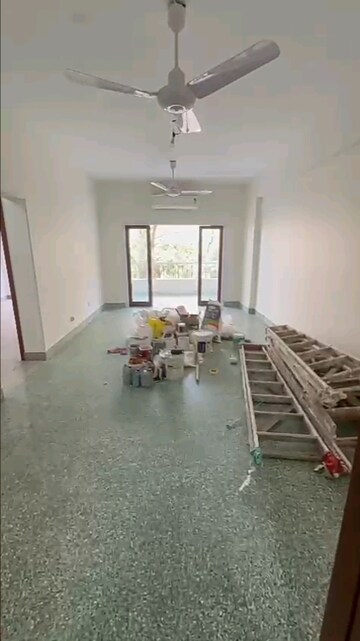 Living Room in 4 BHK Apartment at Anita Apartments Malabar, Malabar Hill – for Rent