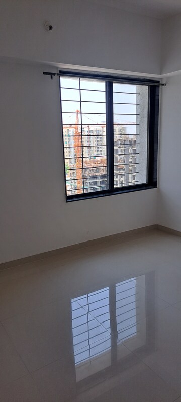 Room in 2 BHK Apartment at Vastushree Diona, Keshav Nagar – for Rent