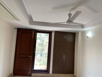 Furnished Amenities in 4 BHK Builder Floor at Safdarjang Enclave – for Rent