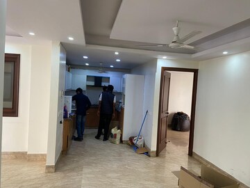 Gym in 4 BHK Builder Floor at Safdarjang Enclave – for Rent