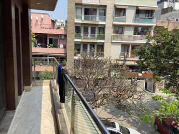 Balcony in 4 BHK Builder Floor at Safdarjang Enclave – for Rent